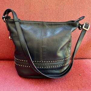 Brighton Leather Bucket Bag in Navy Blue